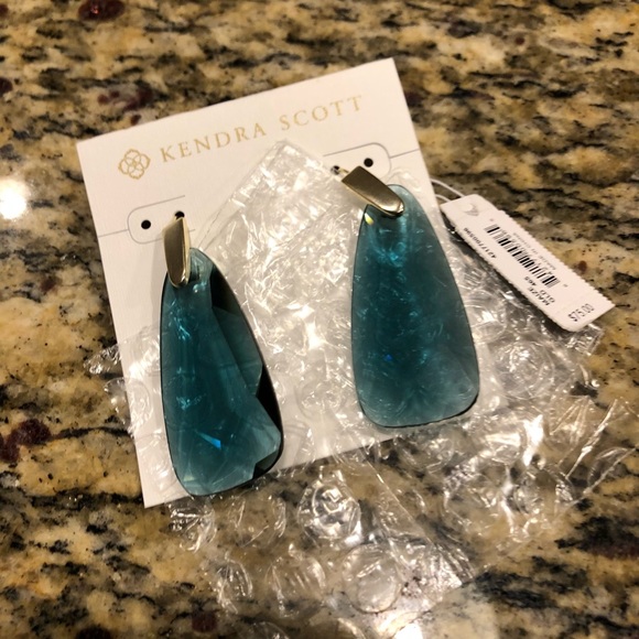Kendra Scott Maize Drop Earrings - Picture 2 of 2
